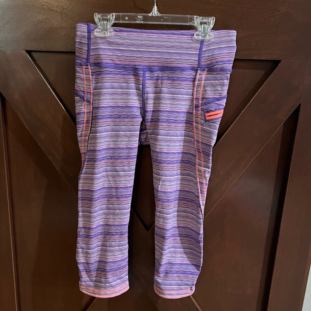 Lululemon Cropped Purple Striped Leggings Athletic - Picture 6 of 12